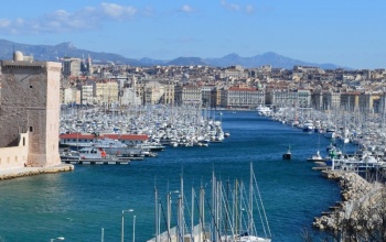 MarseilleVieux Port (800x502).jpg