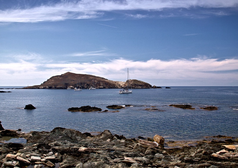 File:Centuri-îlot de Capuse.jpg