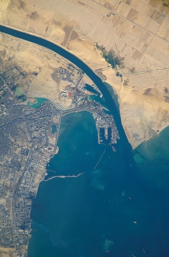 Egypt PortSuez.jpg